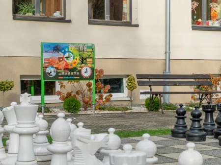 Naukowe place zabaw - Tablica edukacyjna 4 pory roku (jednostronna)