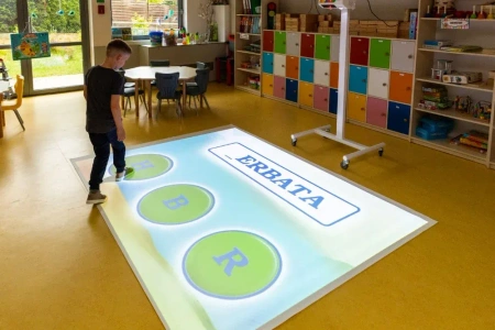 FunFloor REWALIDACJA MOBILNY + STATYW